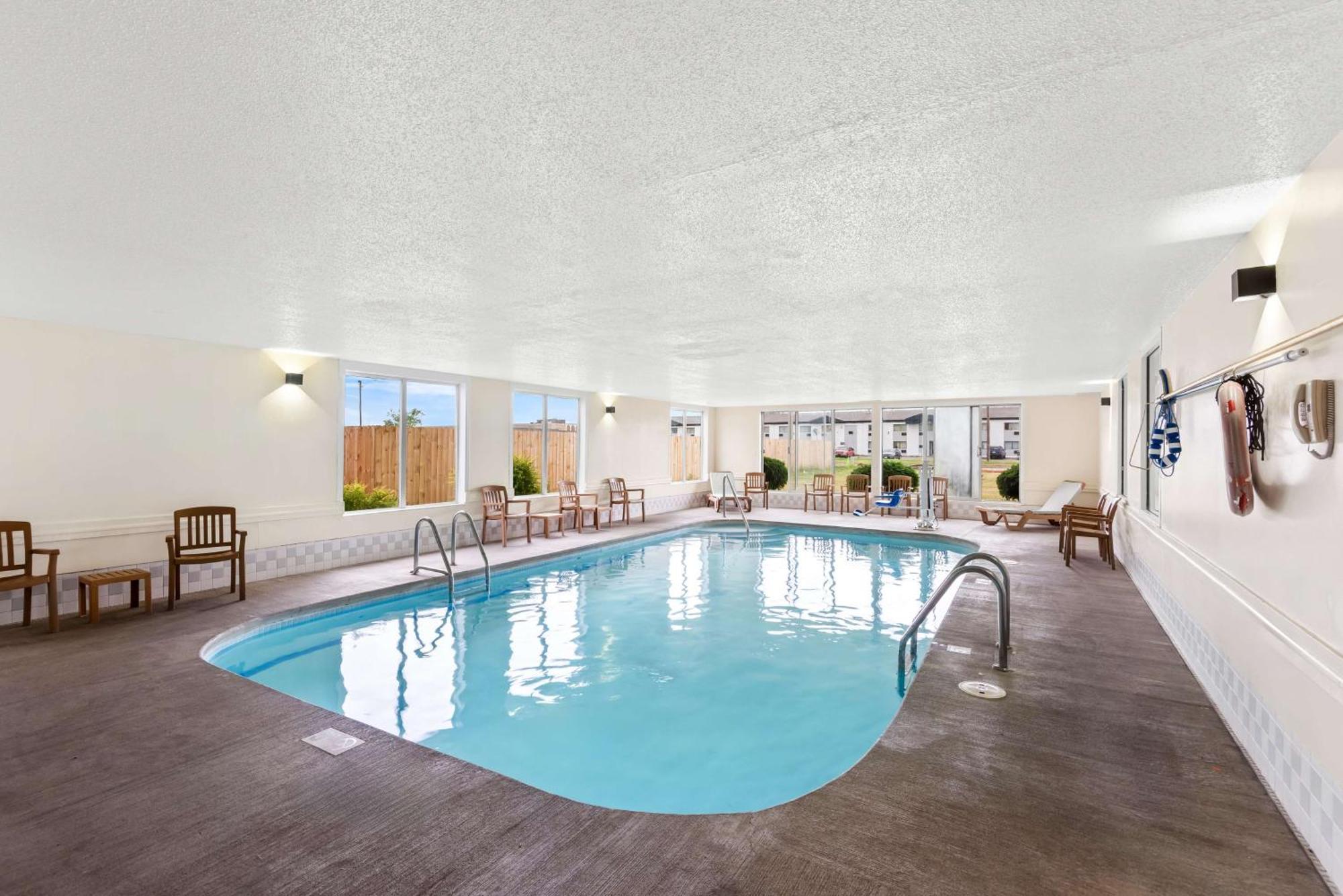 Best Western Airport Inn Moline Kültér fotó